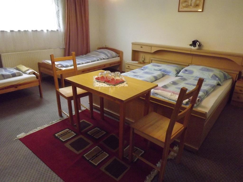 Gasthof Murauerhof Hotel Sankt Peter am Kammersberg ภายนอก รูปภาพ